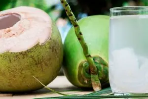 les bienfaits de leau de coco